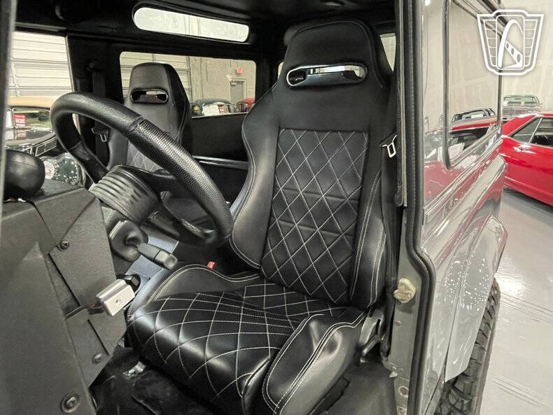 1991 Land Rover Defender