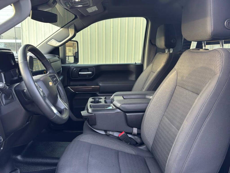 2024 Chevrolet Silverado 2500HD LT