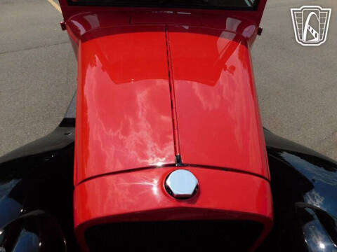 1933 Chevrolet Apache