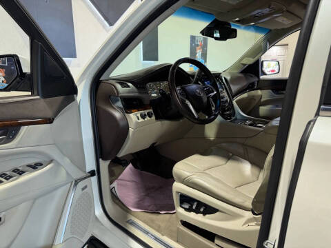 2015 Cadillac Escalade Luxury