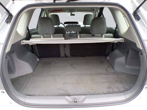 2013 Toyota Prius v Five