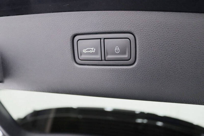 2024 Genesis GV70 2.5T Standard