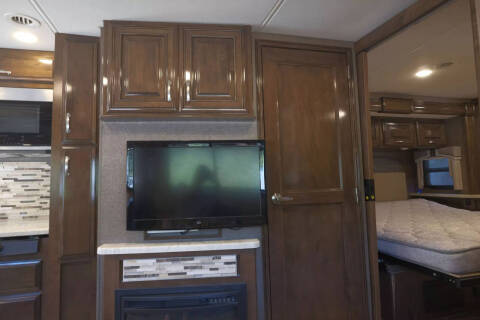 2018 Freightliner XCS Chassis