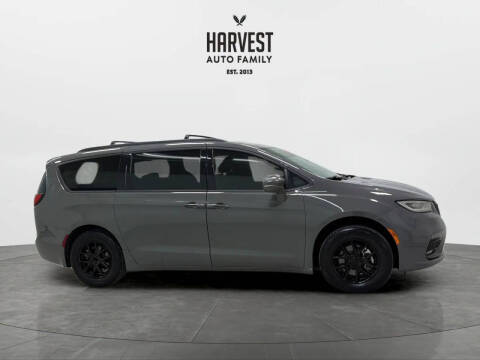 2021 Chrysler Pacifica Touring L