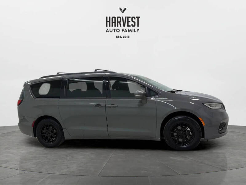 2021 Chrysler Pacifica Touring L