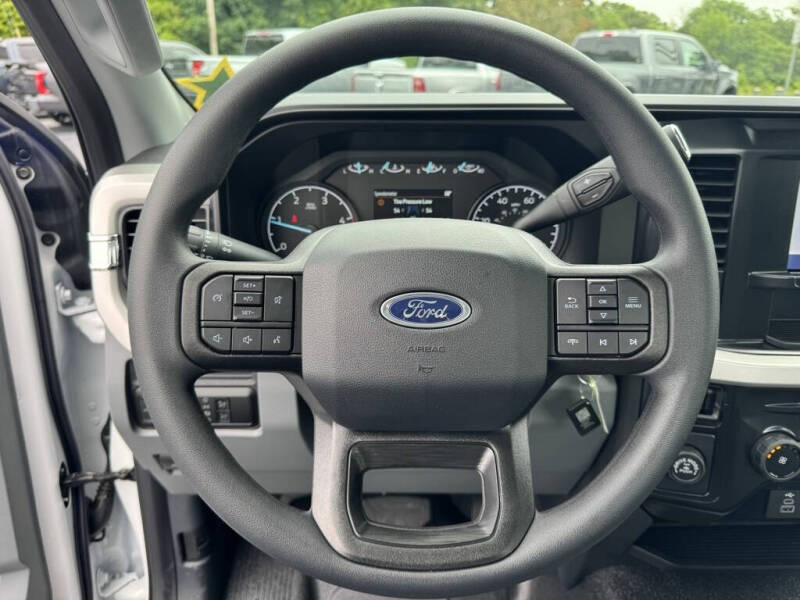 2025 Ford F-350 Super Duty XL