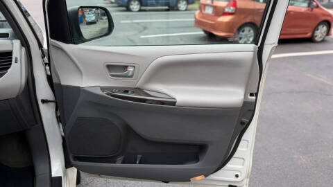2017 Toyota Sienna