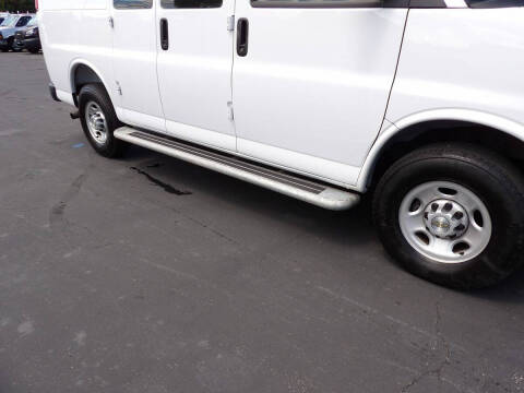 2025 Chevrolet Express 2500