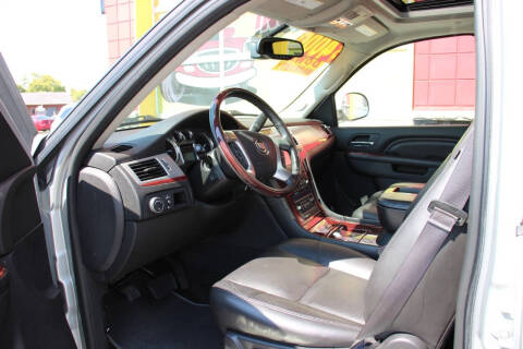 2013 Cadillac Escalade ESV Luxury