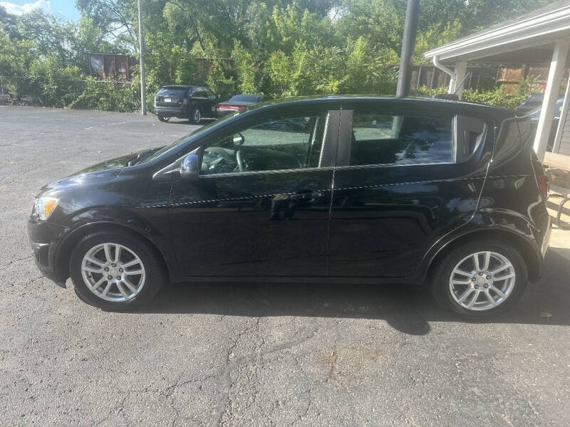 2016 Chevrolet Sonic LT Auto