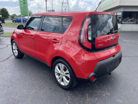 2015 Kia Soul +