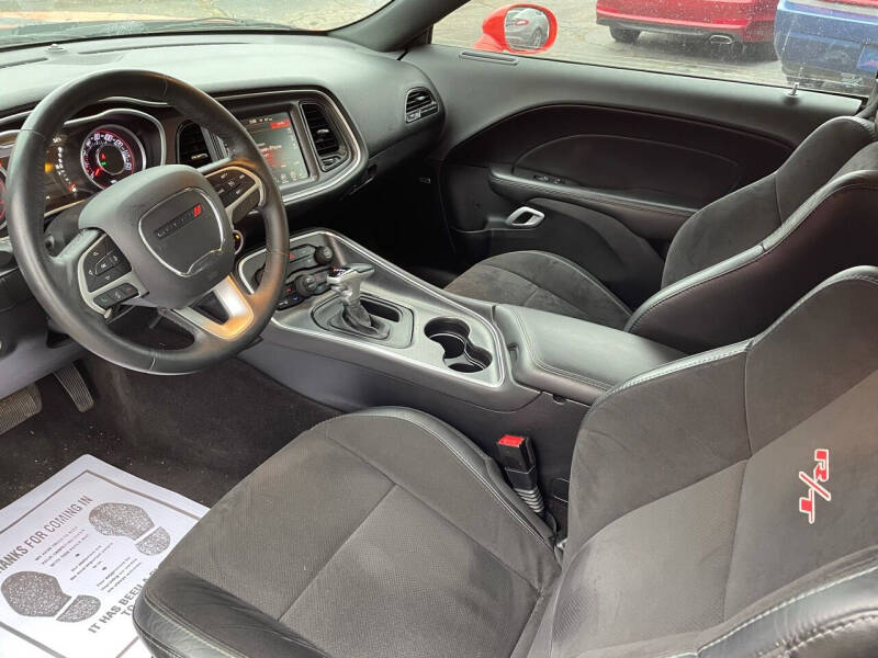 2016 Dodge Challenger R/T Plus