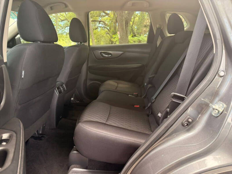 2019 Nissan Rogue S
