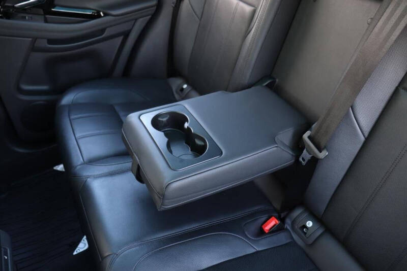 2023 Land Rover Range Rover Evoque P250 SE