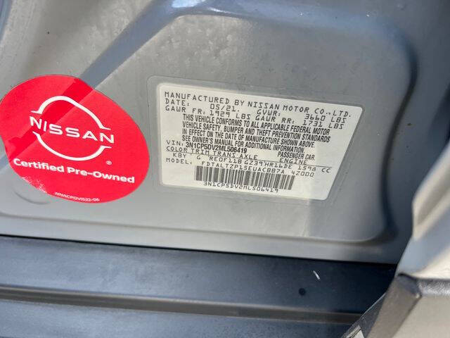 2021 Nissan Kicks SR