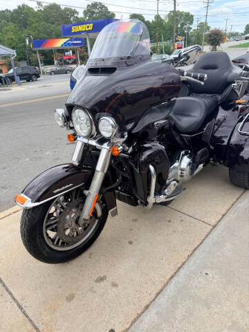2014 Harley-Davidson Triglide FLHTCUTG