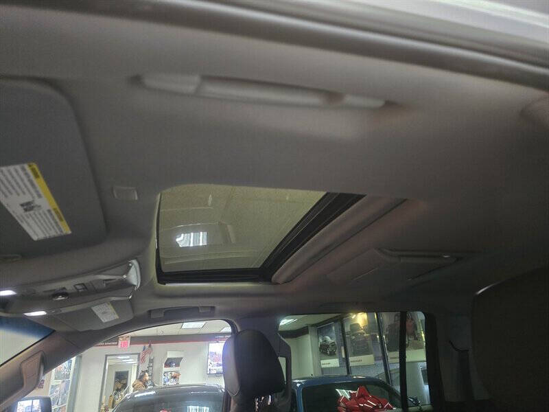 2017 Cadillac Escalade ESV Premium Luxury