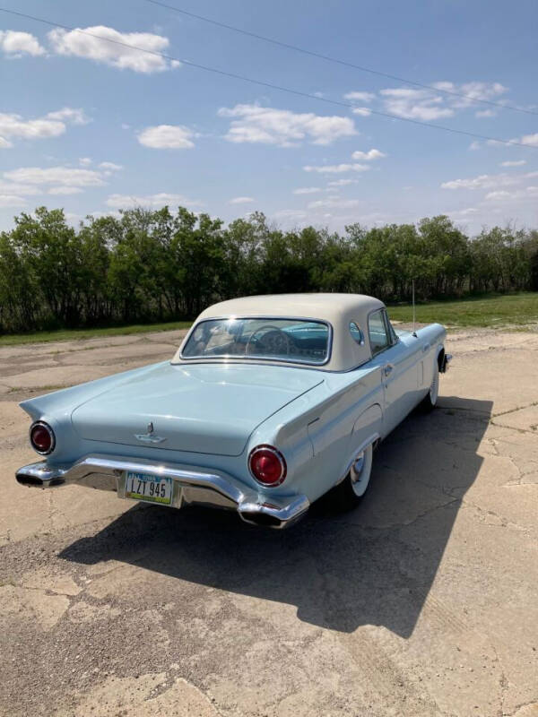 1957 Ford Thunderbird