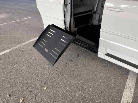 2012 Dodge Grand Caravan Crew