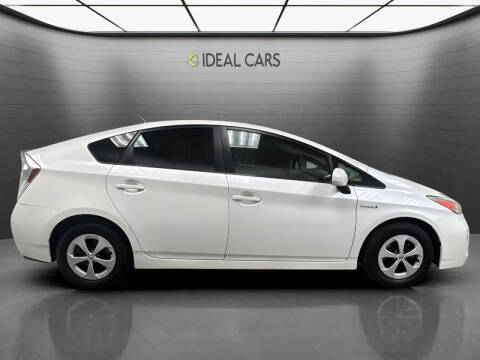 2012 Toyota Prius Three