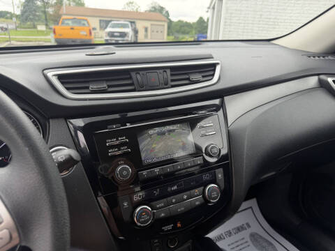2016 Nissan Rogue SV