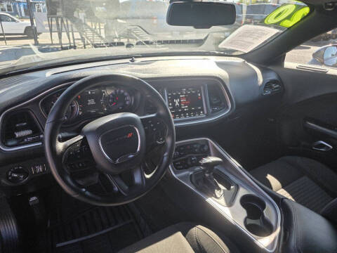 2020 Dodge Challenger SXT