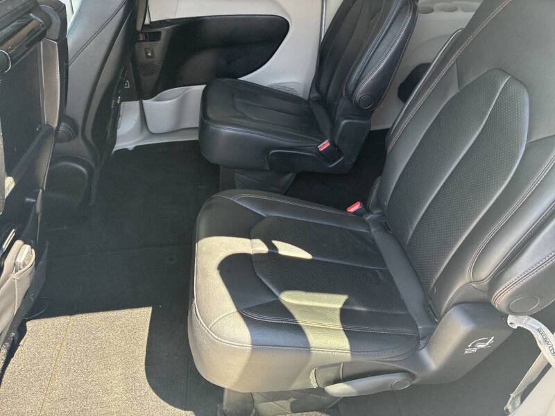 2018 Chrysler Pacifica Touring L Plus