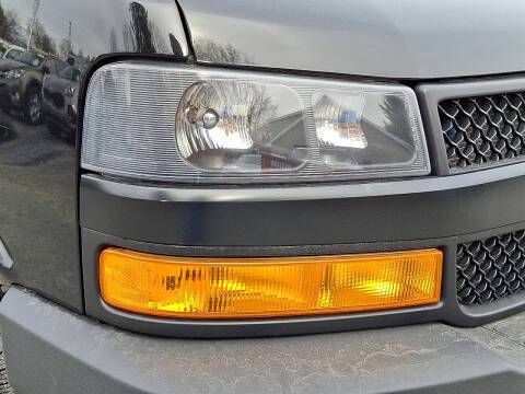 2021 Chevrolet Express LS 3500