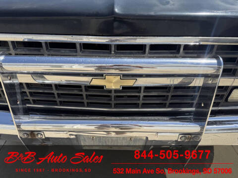 1987 GMC R/V 1500 Series