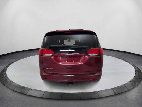 2018 Chrysler Pacifica LX