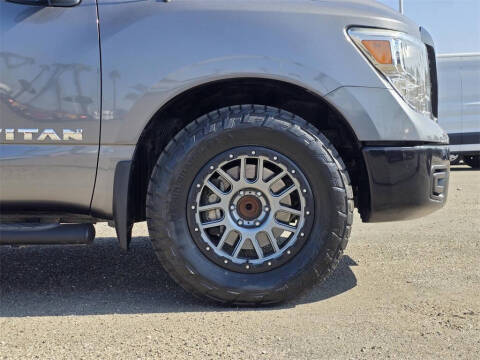 2019 Nissan Titan S