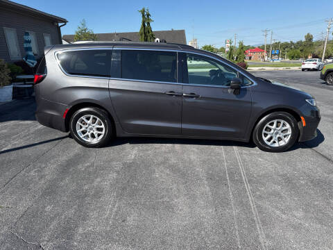 2022 Chrysler Pacifica Touring L
