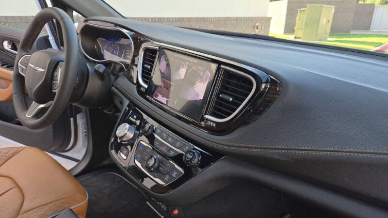 2022 Chrysler Pacifica Pinnacle