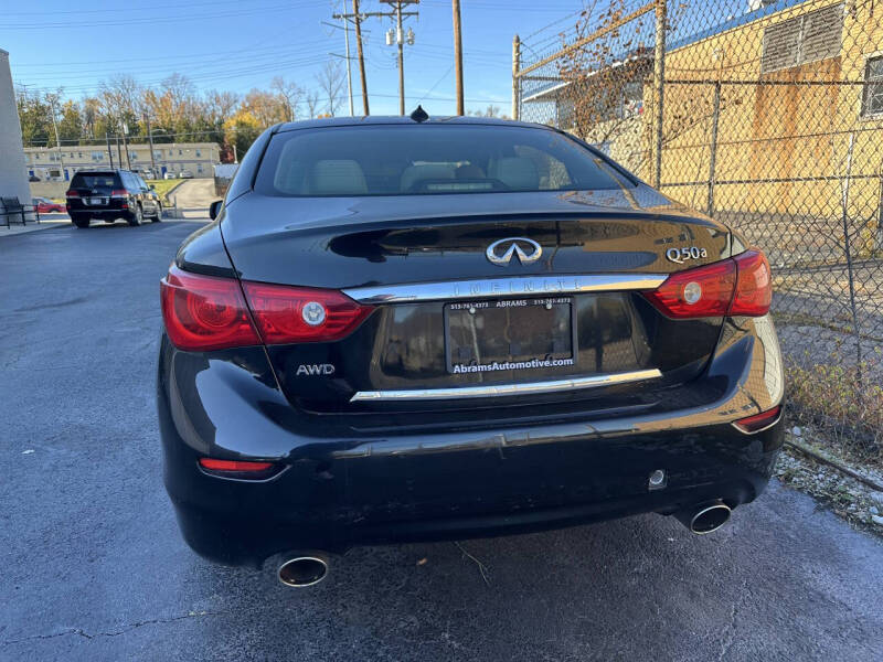 2015 Infiniti Q50 Premium