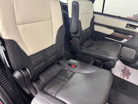 2023 Toyota Sequoia Capstone