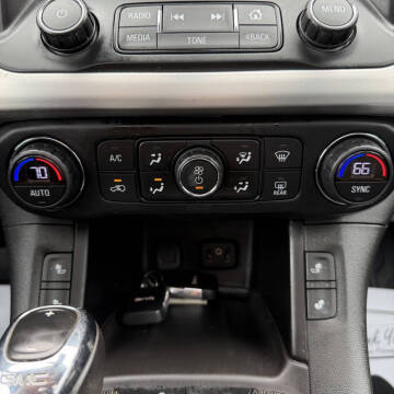 2017 GMC Acadia SLT-1