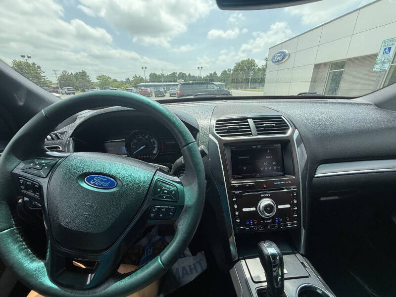 2016 Ford Explorer Sport