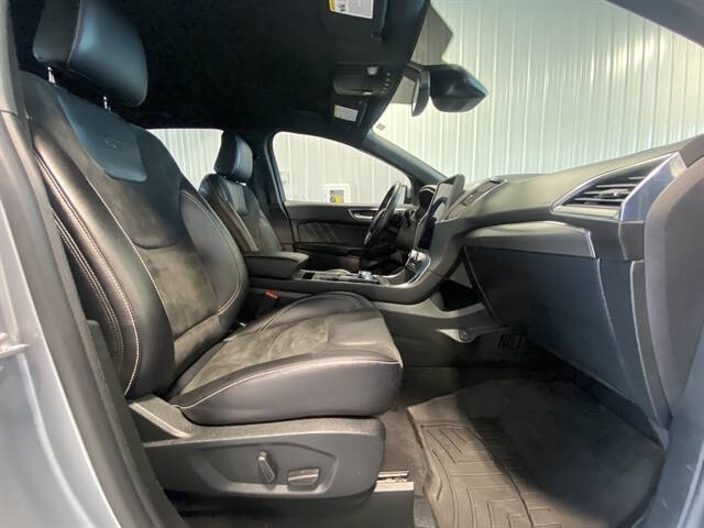 2022 Ford Edge ST