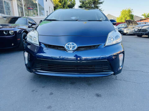 2014 Toyota Prius Three