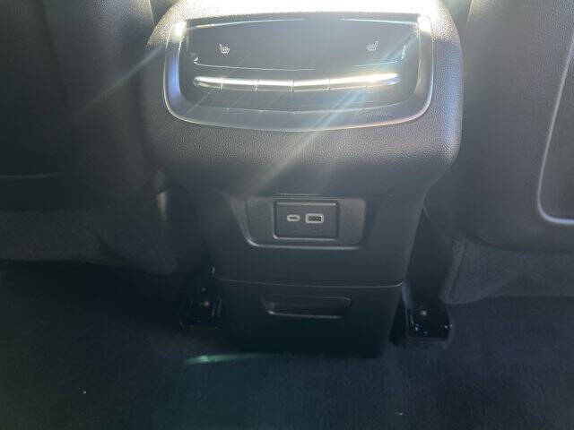 2025 Cadillac XT6 Sport