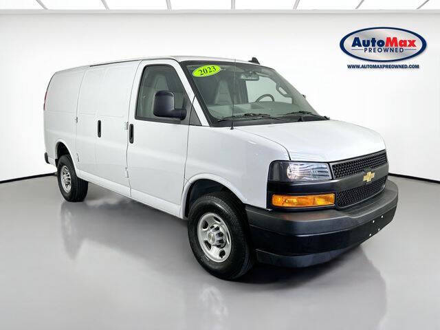 2023 Chevrolet Express 2500