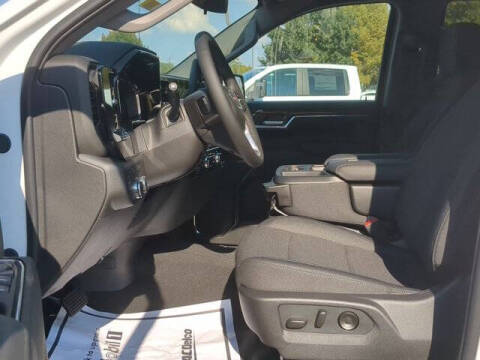 2026 GMC Sierra 1500 Elevation Standard