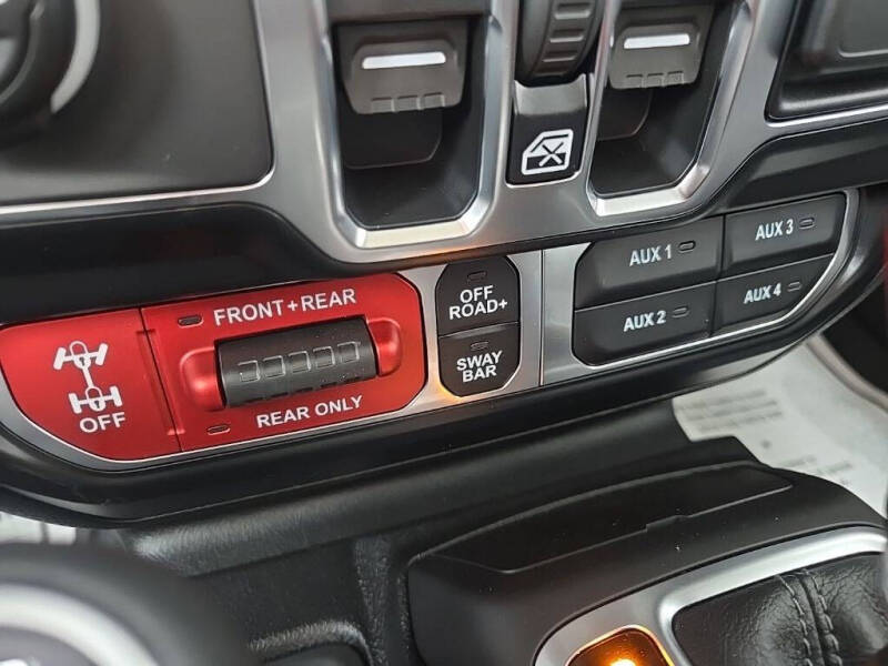 2026 Jeep Gladiator Shadow Ops