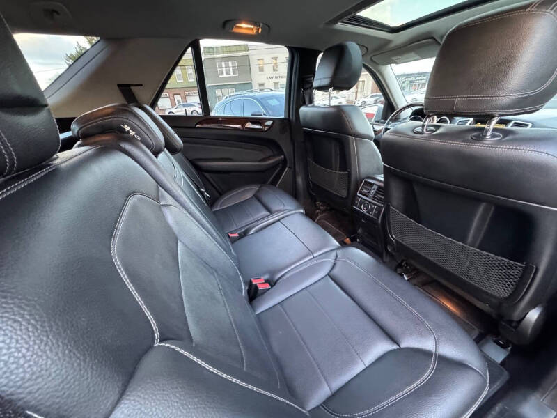 2012 Mercedes-Benz M-Class ML 550