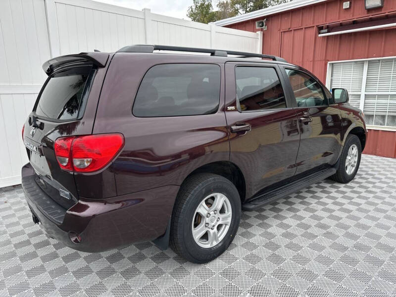 2016 Toyota Sequoia SR5