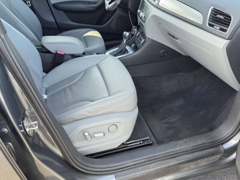 2016 Audi Q3 2.0T quattro Premium Plus