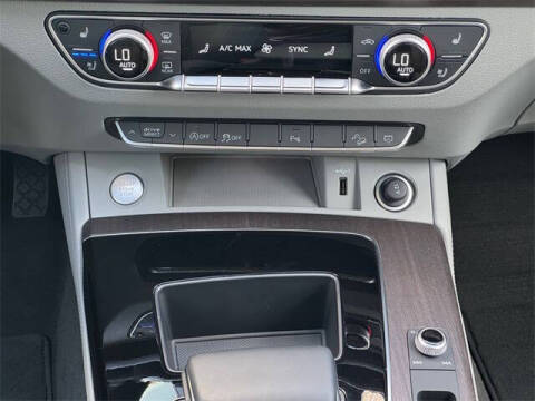 2025 Audi Q5 quattro S line Prem Plus 45 TFSI