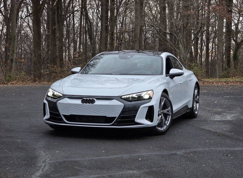 2023 Audi e-tron GT quattro Premium Plus
