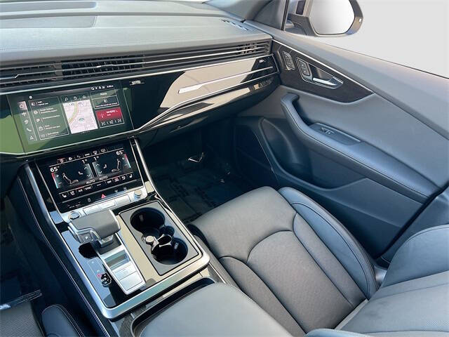 2025 Audi Q8 quattro Prestige 55 TFSI