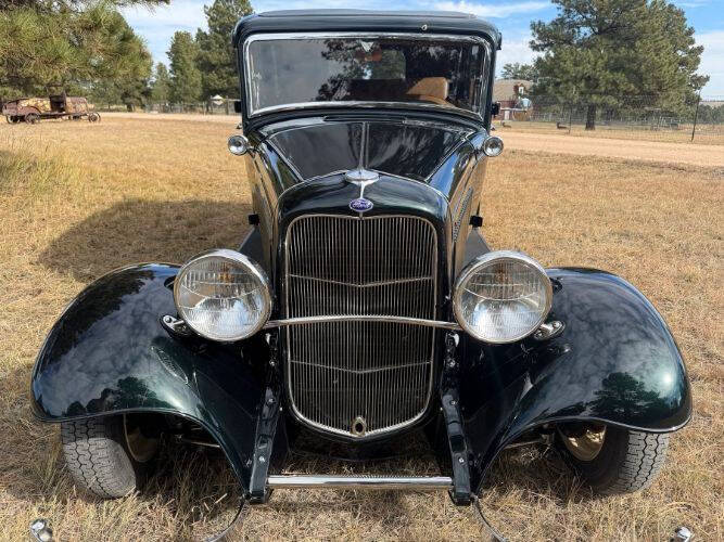 1932 Ford Model 18